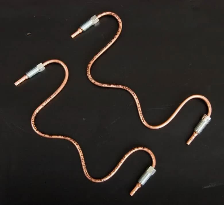 Jak naprawić pęknięty przewód hamulcowy – uniknij niebezpieczeństwa na drodze