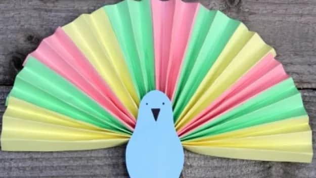 Wachlarz DIY: Proste instrukcje i inspiracje na lato