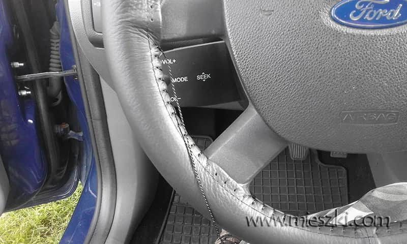 Jak obszyć kierownicę skórą - uniknij najczęstszych błędów